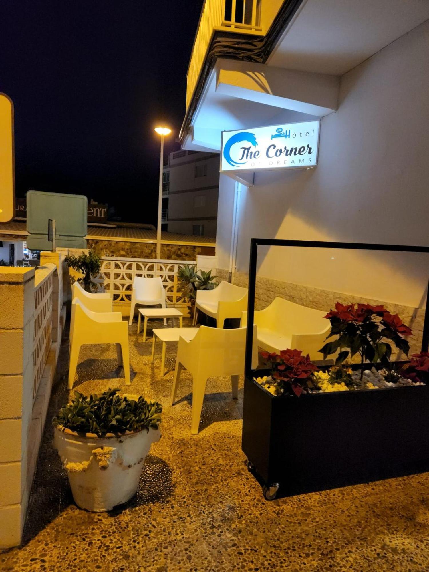 The Corner Of Dreams Hotell Faro de Cullera Exteriör bild